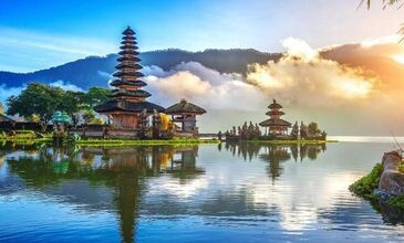 BAMBAŞKA BİR  BALİ TURU