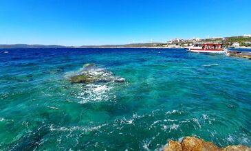 ÇEŞME -ALAÇATI- TURU ILICADA SAHİLDE YÜZME MOLALI TURU